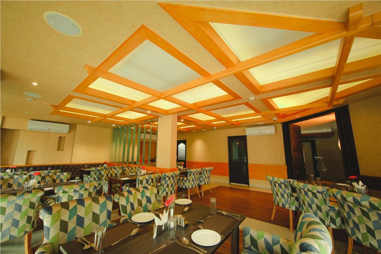 Akhil Classic Thiruvananthapuram Екстериор снимка